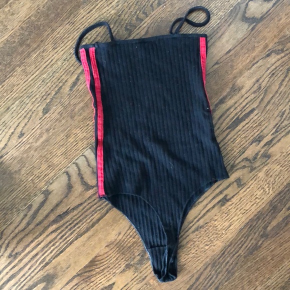 Brandy Melville bodysuit - Picture 3 of 3